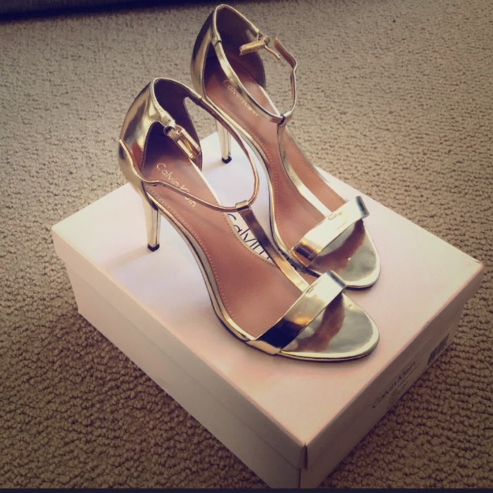 Gold Calvin Klein Heels, 7.5 like new!